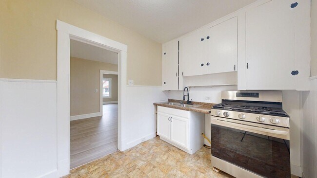 Building Photo - 3865 W 16th St