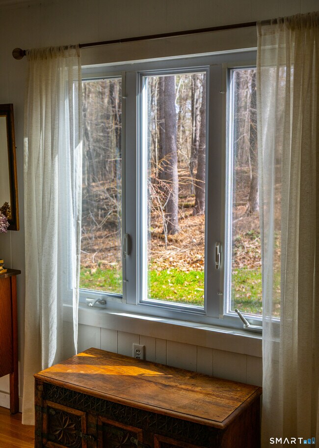 Building Photo - 474 US-7