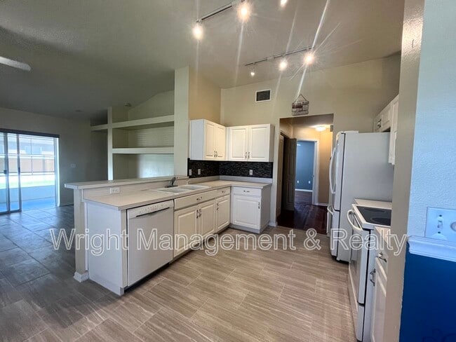 Building Photo - 29731 Morwen Pl