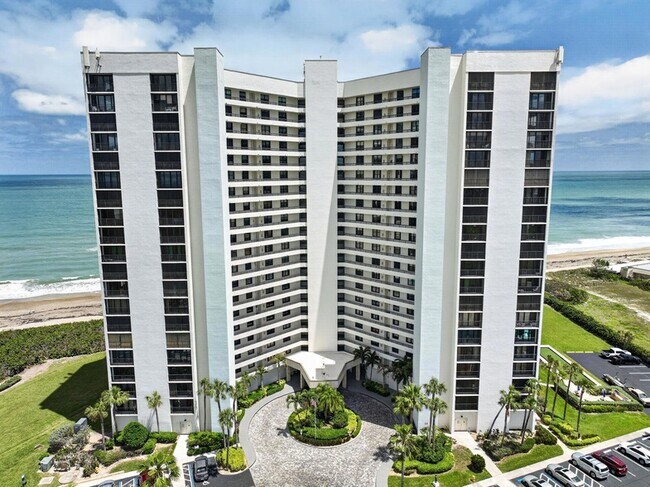 Building Photo - 9650 S Ocean Dr
