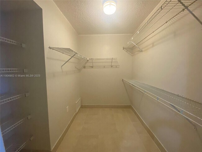 Building Photo - 11232 SW 12th St