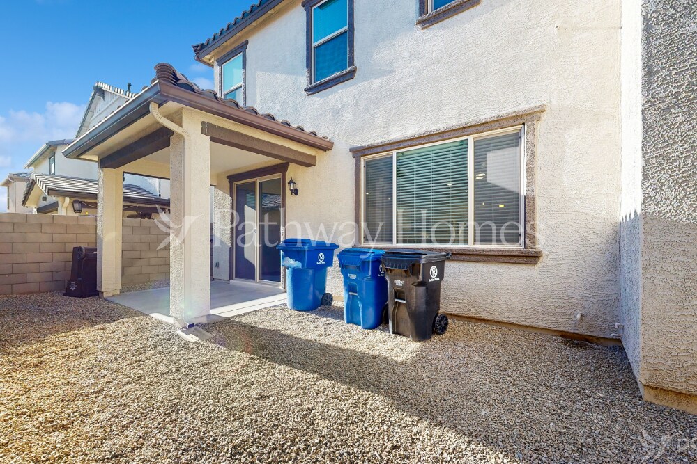 Building Photo - 608 Westway Dr