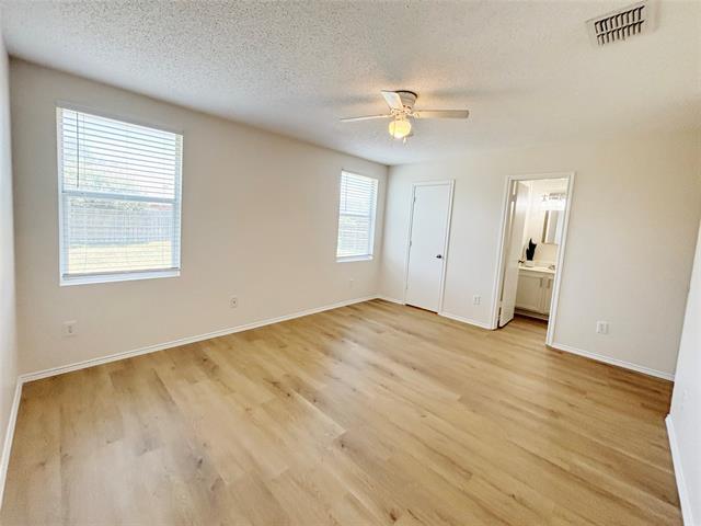 Building Photo - 1113 Annie Oakley Dr