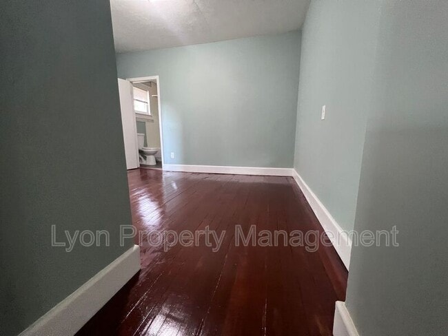 Building Photo - 200 Benefit St