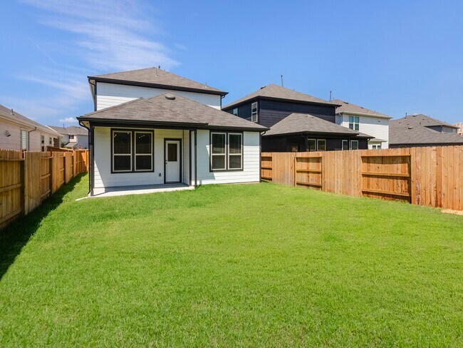 Building Photo - 15881 Blass Vly Dr