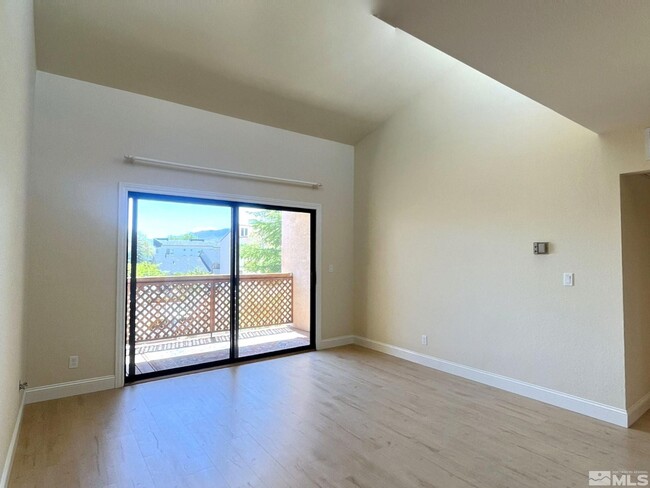 Building Photo - 2750 Plumas St