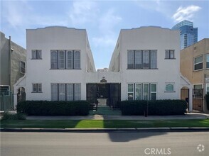 Building Photo - 932 2nd St