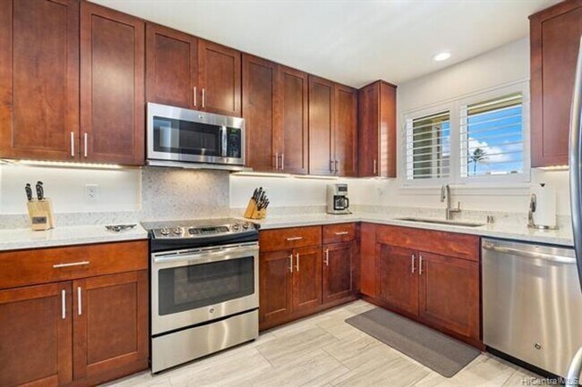 Building Photo - Kailua living at its finest!