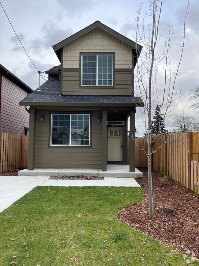 Building Photo - Modern 3b/2ba Energy Star Certified Home I...