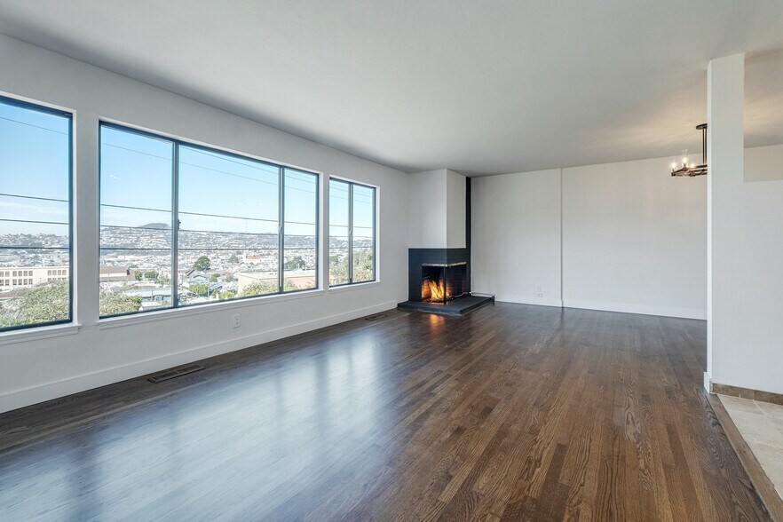 Building Photo - 97 Canyon Dr