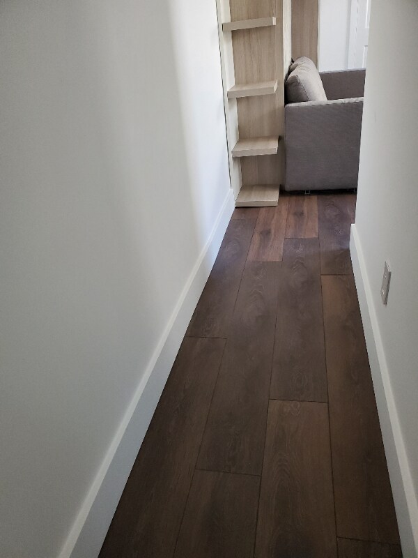 Building Photo - 3004 Kelton Ave