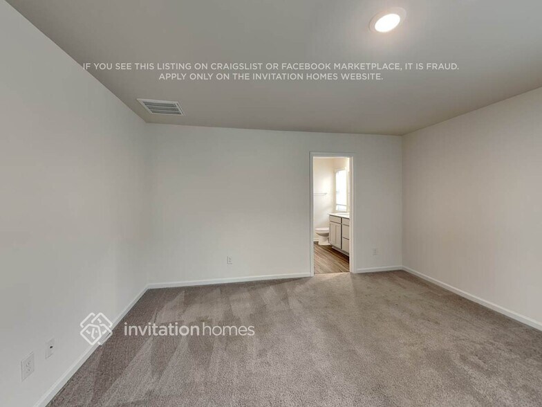 Building Photo - 2616 Turtle Point Rd