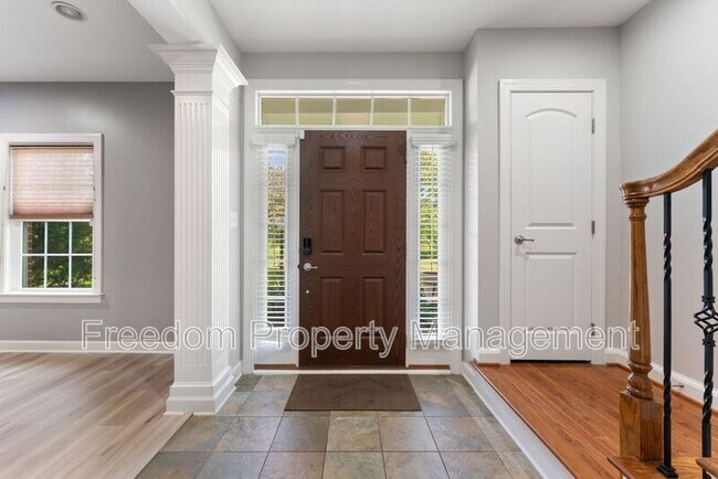 Building Photo - 42524 Rowderbury Square