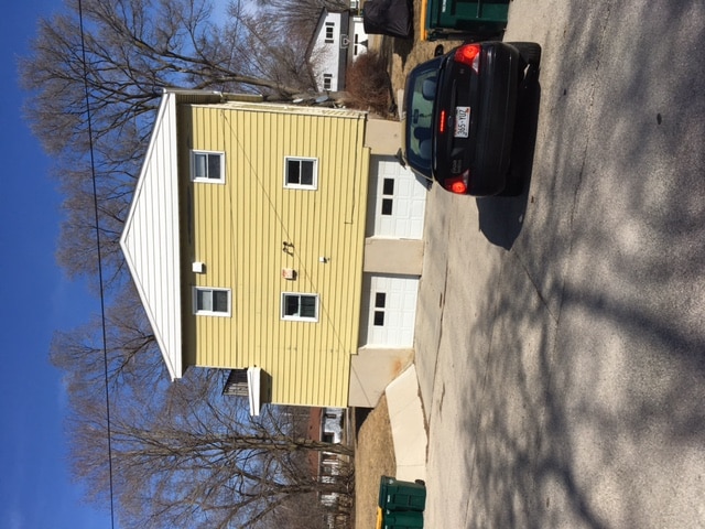 Building Photo - 1339 Kewaskum St