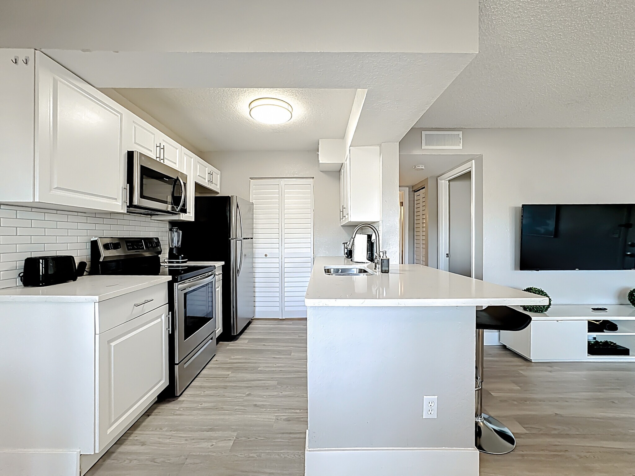 Building Photo - 11538 Westwood Blvd