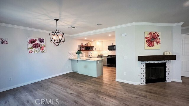 Building Photo - 8396 Sunset Trail Pl