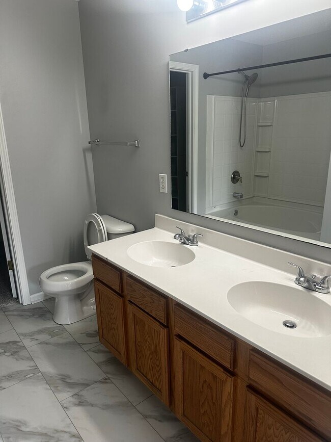 Building Photo - Beautiful 3-Bedroom Home in Ladson