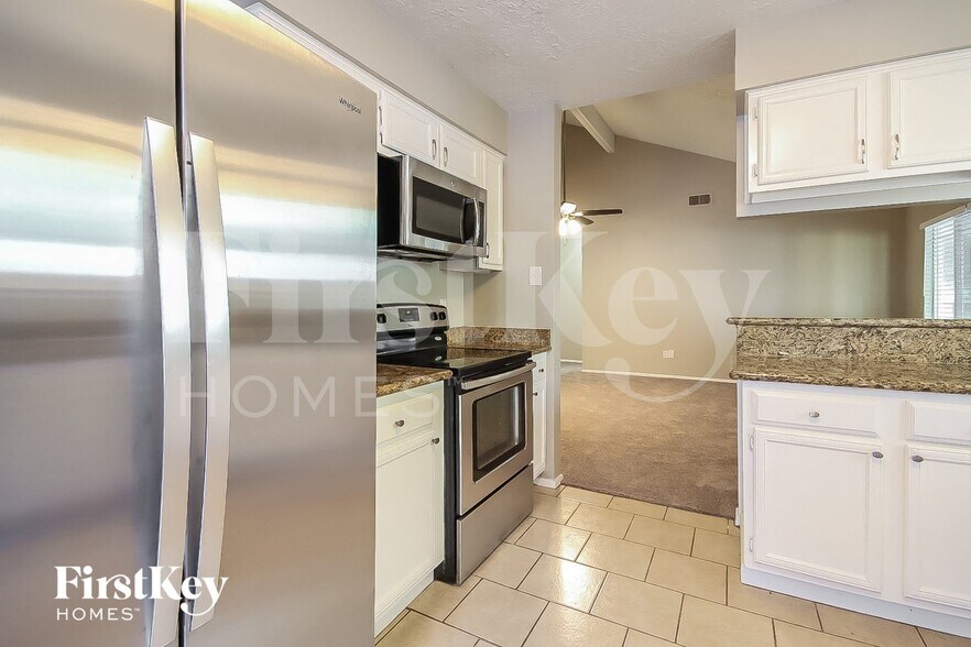 Building Photo - 1111 Harpings Way