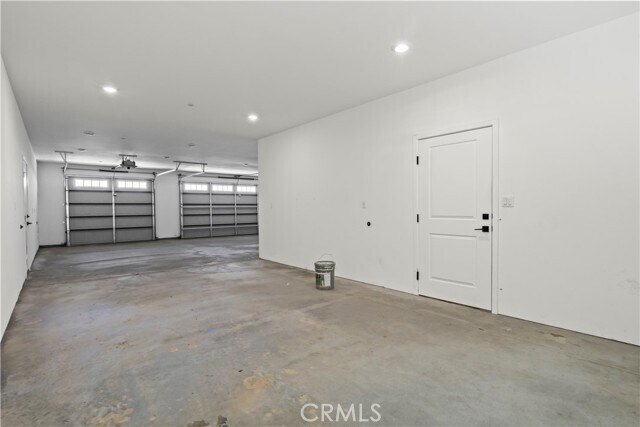 Building Photo - 993 Rancho Rd