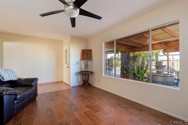 Building Photo - 3 Bedroom Mira Mesa Home (with a pool!)