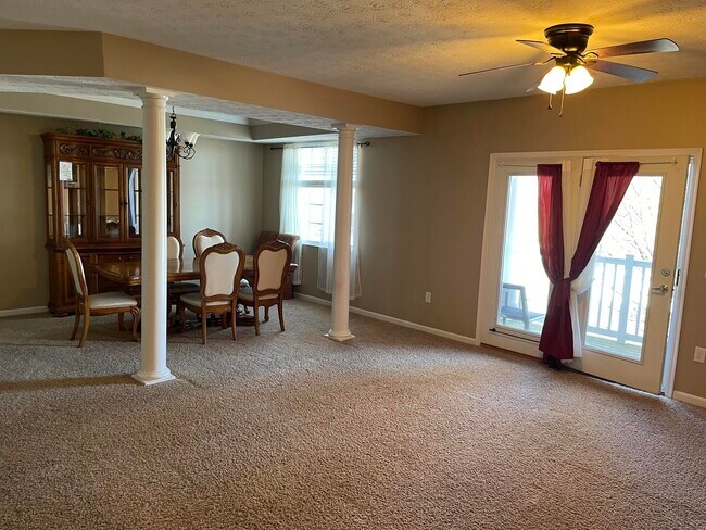 Building Photo - 1153 Fairman Way