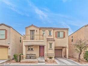 Building Photo - 9219 Hollander Ave