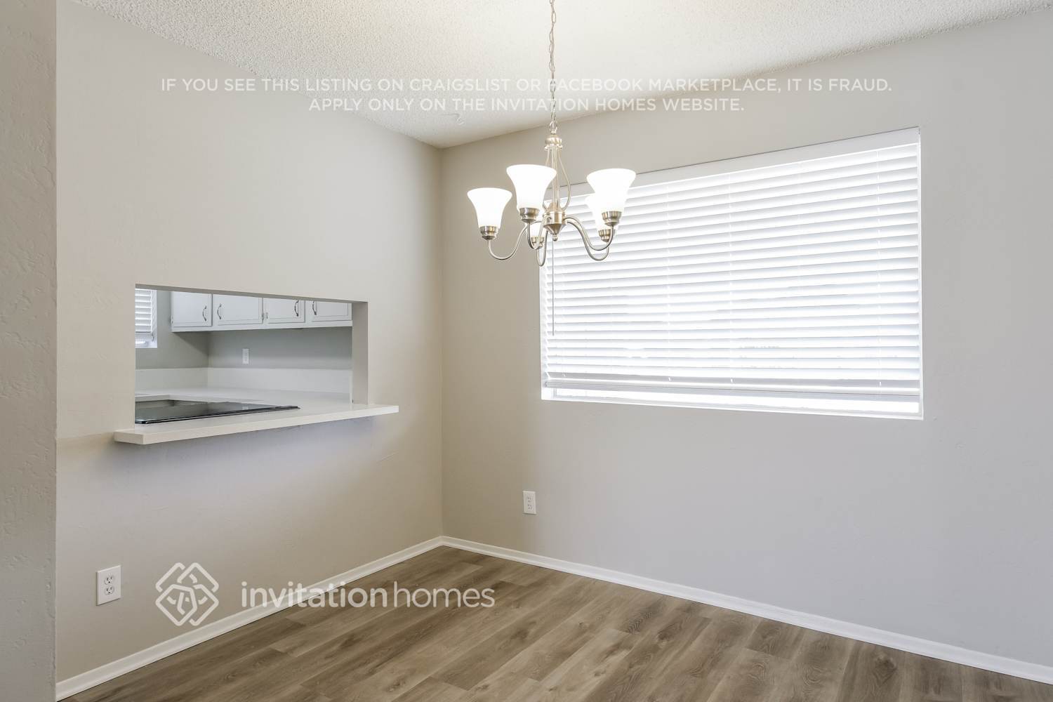 Building Photo - 920 W Villa Maria Dr