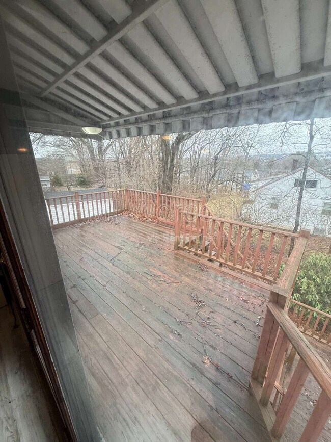 Building Photo - 26 Worthington Ave