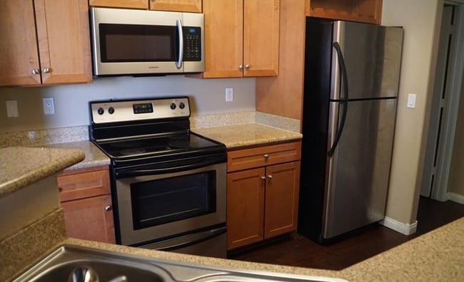 Building Photo - 4400 S Jones Blvd