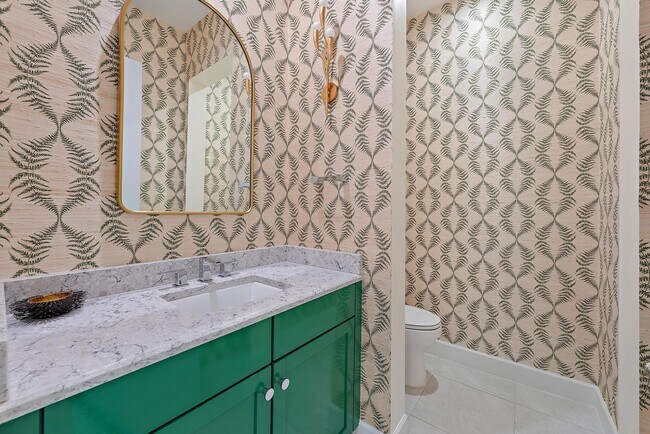 Building Photo - 8270 SE Pennock Trail