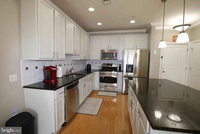 Building Photo - 2360 NJ-33
