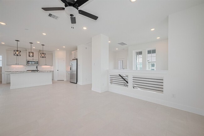 Building Photo - 7746 Meadow Mouse Ln