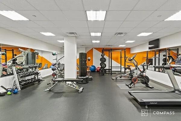 Building Photo - 50 Franklin St