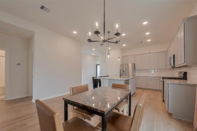 Building Photo - 16331 Verbena Glen Dr
