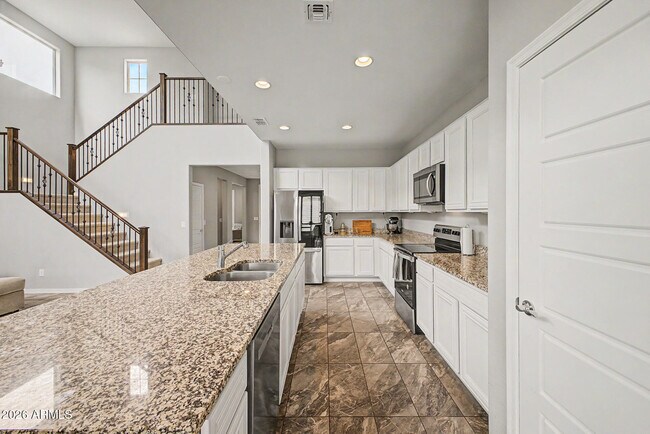Building Photo - 5819 N 88th Ln