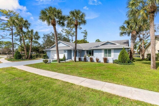 Building Photo - 847 Foresteria Ave