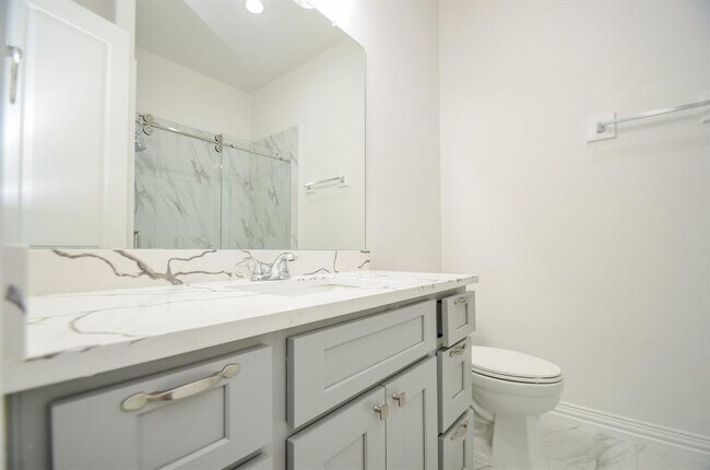 Building Photo - 6514 Fraser Pt Ct