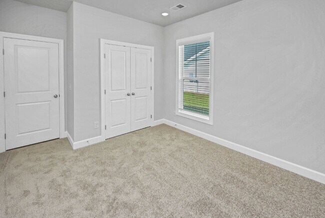 Building Photo - Brand-New 4BR Home in Prime Columbia Location!