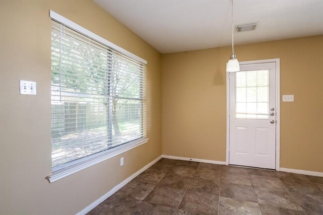 Building Photo - 16311 Pinion Ct