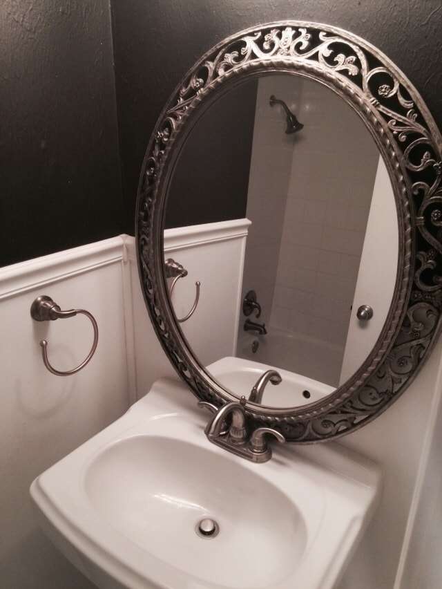 Building Photo - ALL Appliances Included!!! Gorgeous 2 Bedroom 1.5 Bathroom Townhouse w/ Swimming Pool on site!!