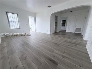 Building Photo - 111 SW 31st Ct