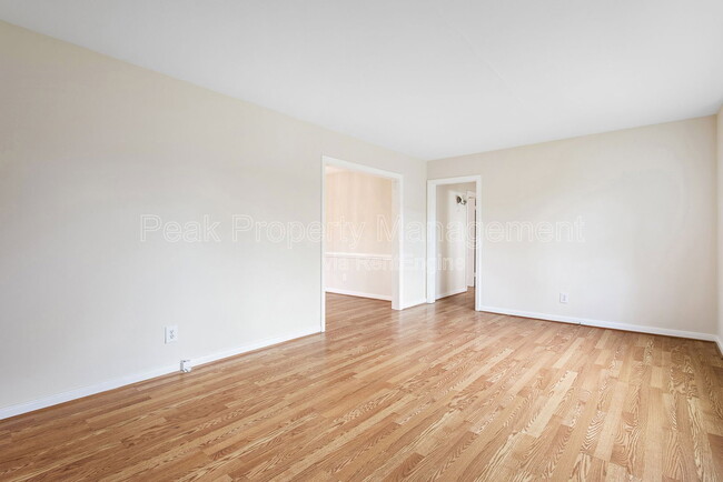 Building Photo - 8514 Wetherly Dr