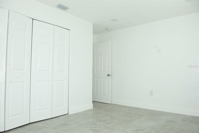 Building Photo - 11889 93rd Ave N