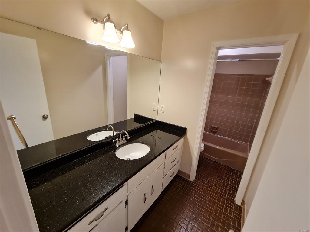 Building Photo - 6474 Halcyon Dr