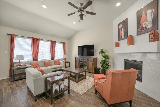 Building Photo - 14806 AUTUMN LONG TRL