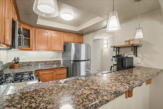 Building Photo - Walk to Balboa Park from This Beautiful Golden Hill Condo with Two Side-by-Side Parking Spaces
