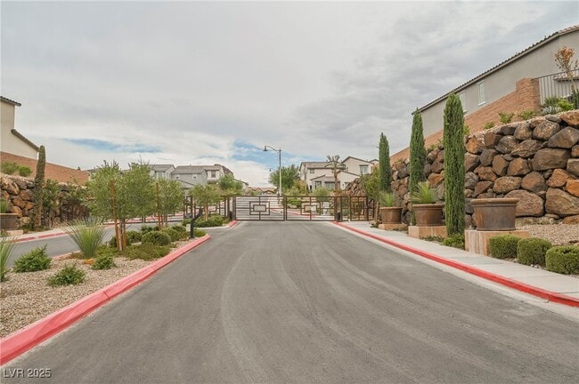 Building Photo - 27 Santo Mio Ct