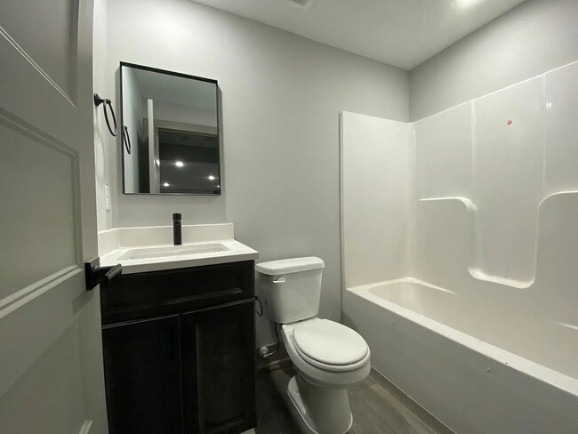 Building Photo - 2279 S Chateau Ct