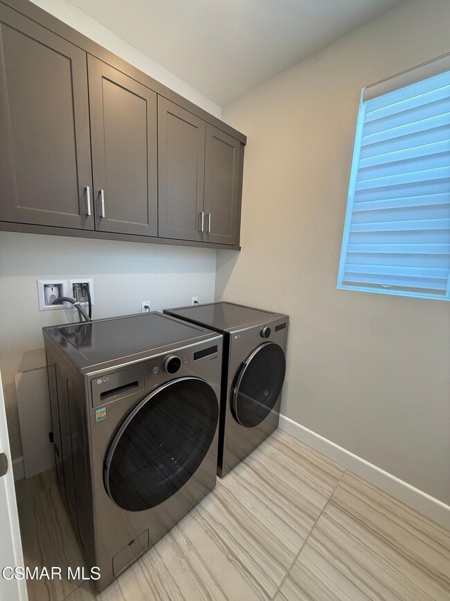 Building Photo - 3079 Harrison Ln