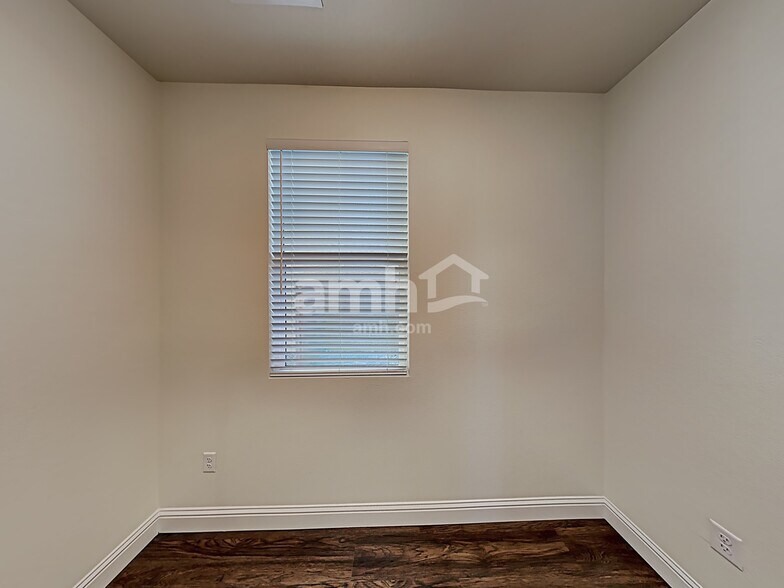 Building Photo - 720 Sienna Rising Dr